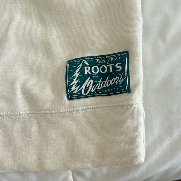 Roots Canada Cream Crewneck - Picture 5 of 6